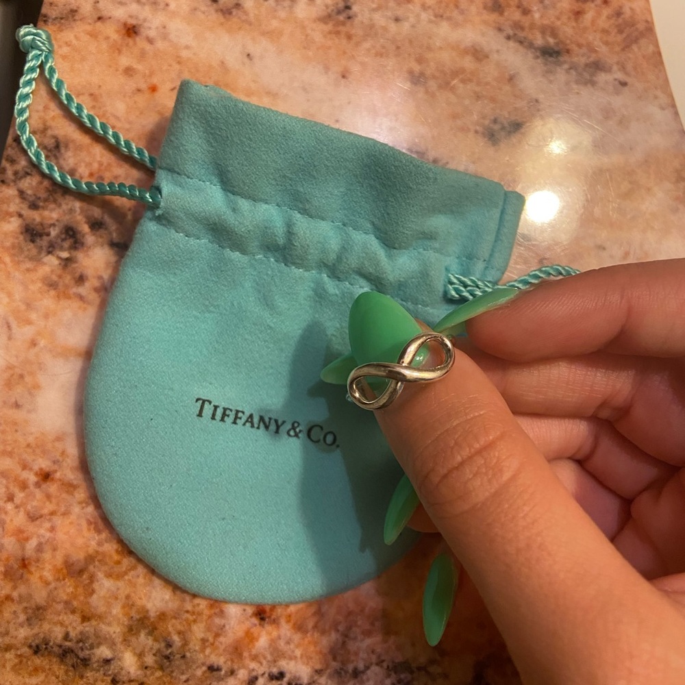 Tiffany & Co. Infinity Ring